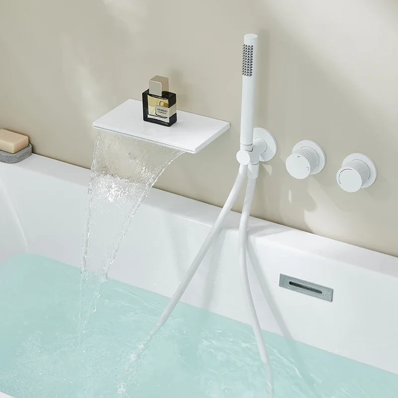 

White concealed wall type waterfall bathtub faucet all copper hot and cold wall outlet shower shower embedded gun ash