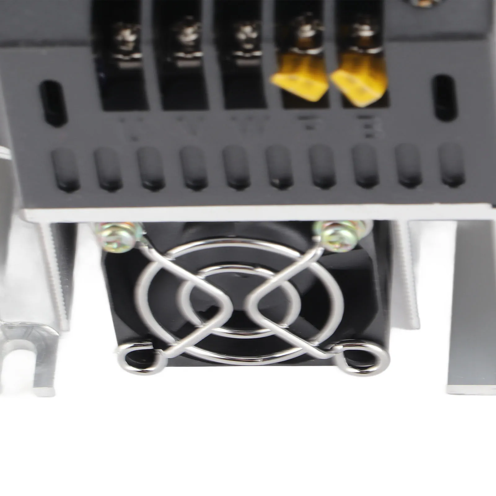 

VFD Inverter Motor Converter VFD Inverter NFLIXIN Frequency Drive 1PH VFD 1 in 1 Out 220V 1.5KW Motor Converter 9600D‑1T‑00150M