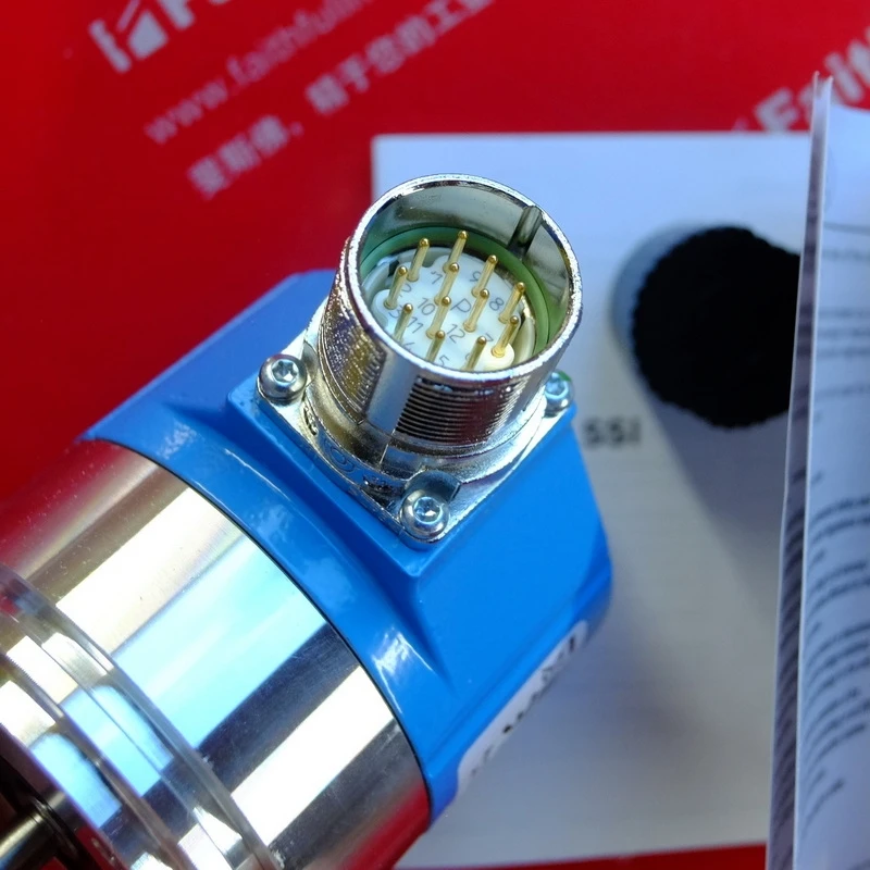 Brandneuer und originaler Sick Stegmann ATM60-A1A12X12 Encoder 1030005 SSI im Spot