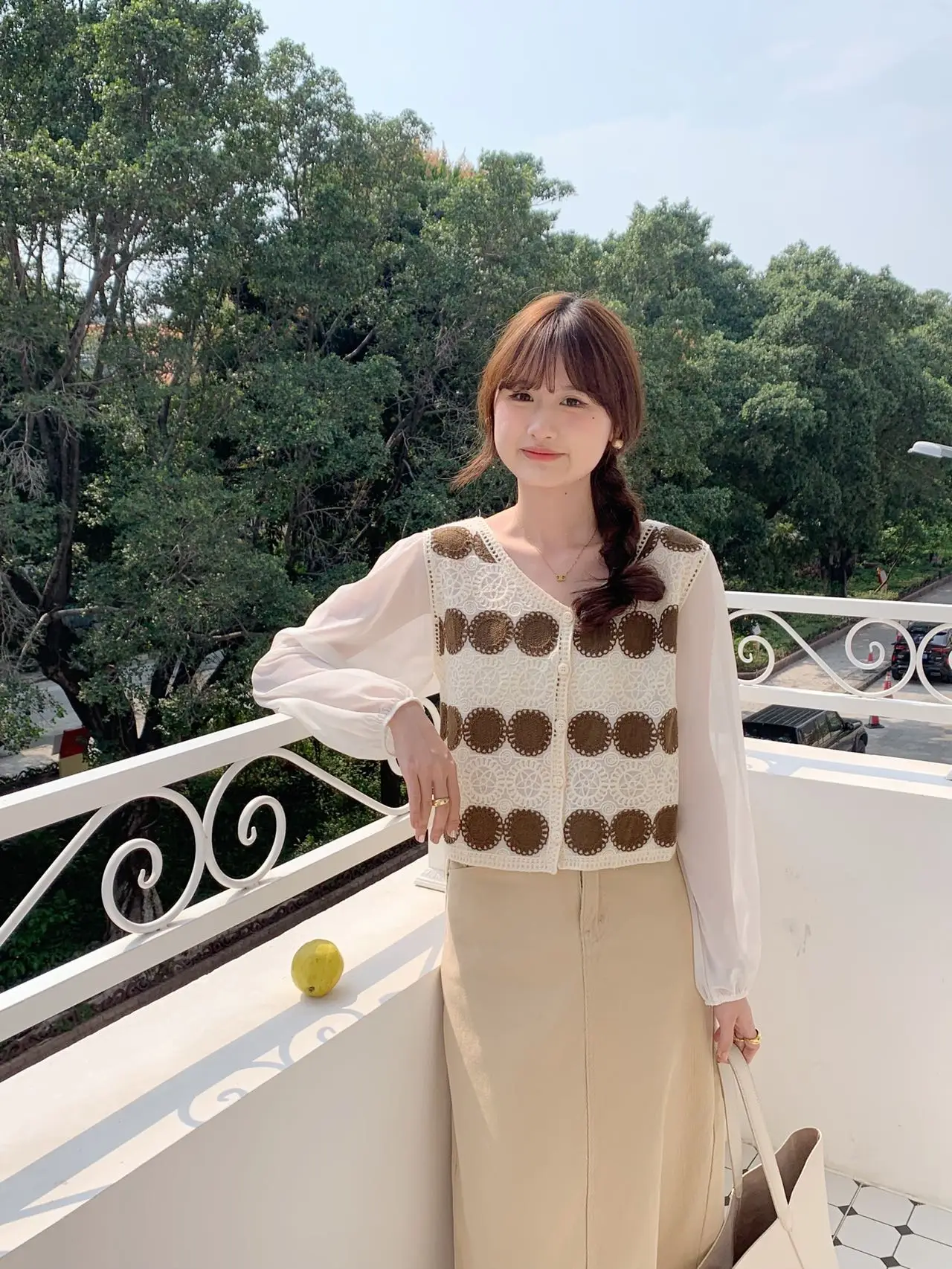 Chemise en mousseline de soie de Style rétro pour femmes, haut à manches longues avec épissure creuse au Crochet