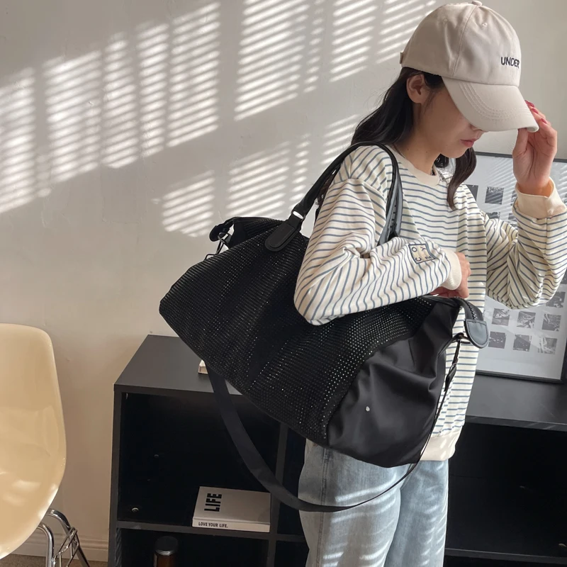 Women Bags Popular Multi-functional Handbag High Quality Large-capacity Leisure Shoulder Messenger Short-distance Travel Handbag