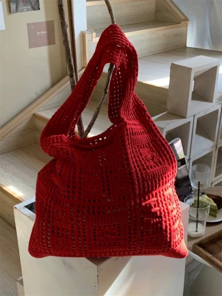 

Handwoven Summer New Red Hollow Knitted Handbag Women's Vaion Travel Single oulder Tote Bag Retro Sle Casual Purse