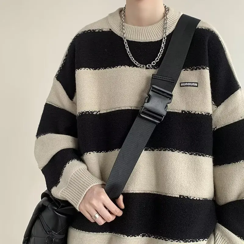 

Men's Bla White Striped Knitwear Loose Casual Versatile Sweater Autumn Winter New Sle Retro Japanese Loose Fit Comfortable