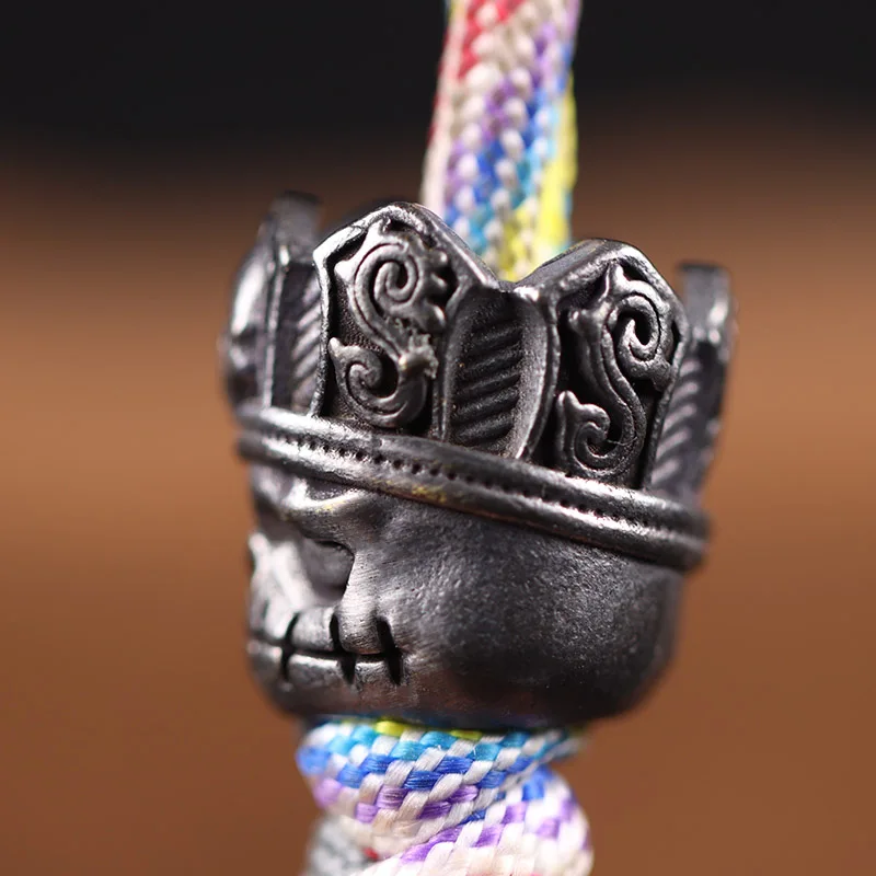 Crown Demon Skull Head Brass Knife Beads Handmade Woven Paracord Lanyard Pendant Outdoor EDC Umbrella Rope DIY Jewelry Accessory