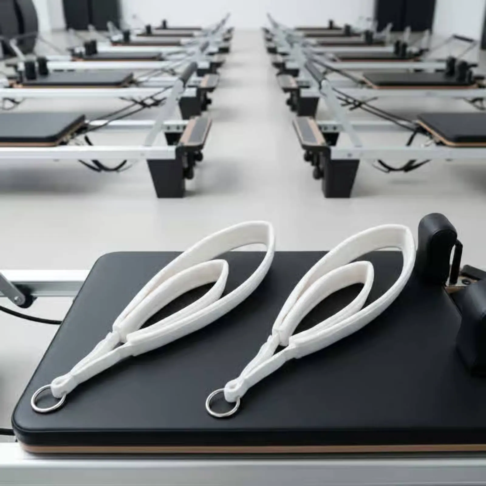 correa-de-tobillo-y-mano-de-material-duradero-con-doble-lazo-para-pilates-correa-de-pilates-reformer-con-gancho-resistente-para-entrenamiento-en-gimnasio