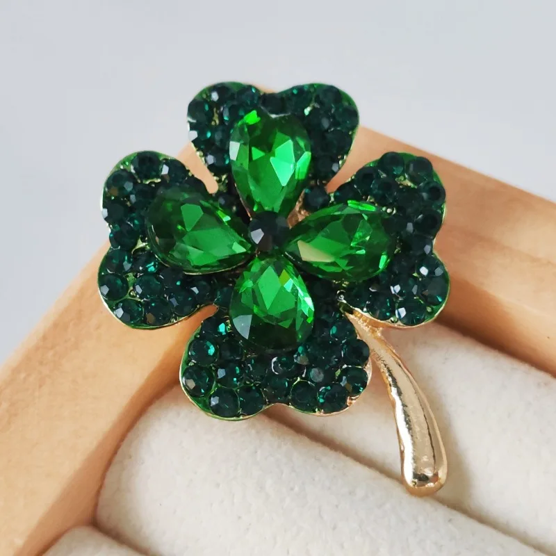 Trendy Cat's-eye Stone Four Leaf Clover Brooches For Women Men Elegant Suit Clothing Accessories Rhinestone Plant Brooch Jewelry