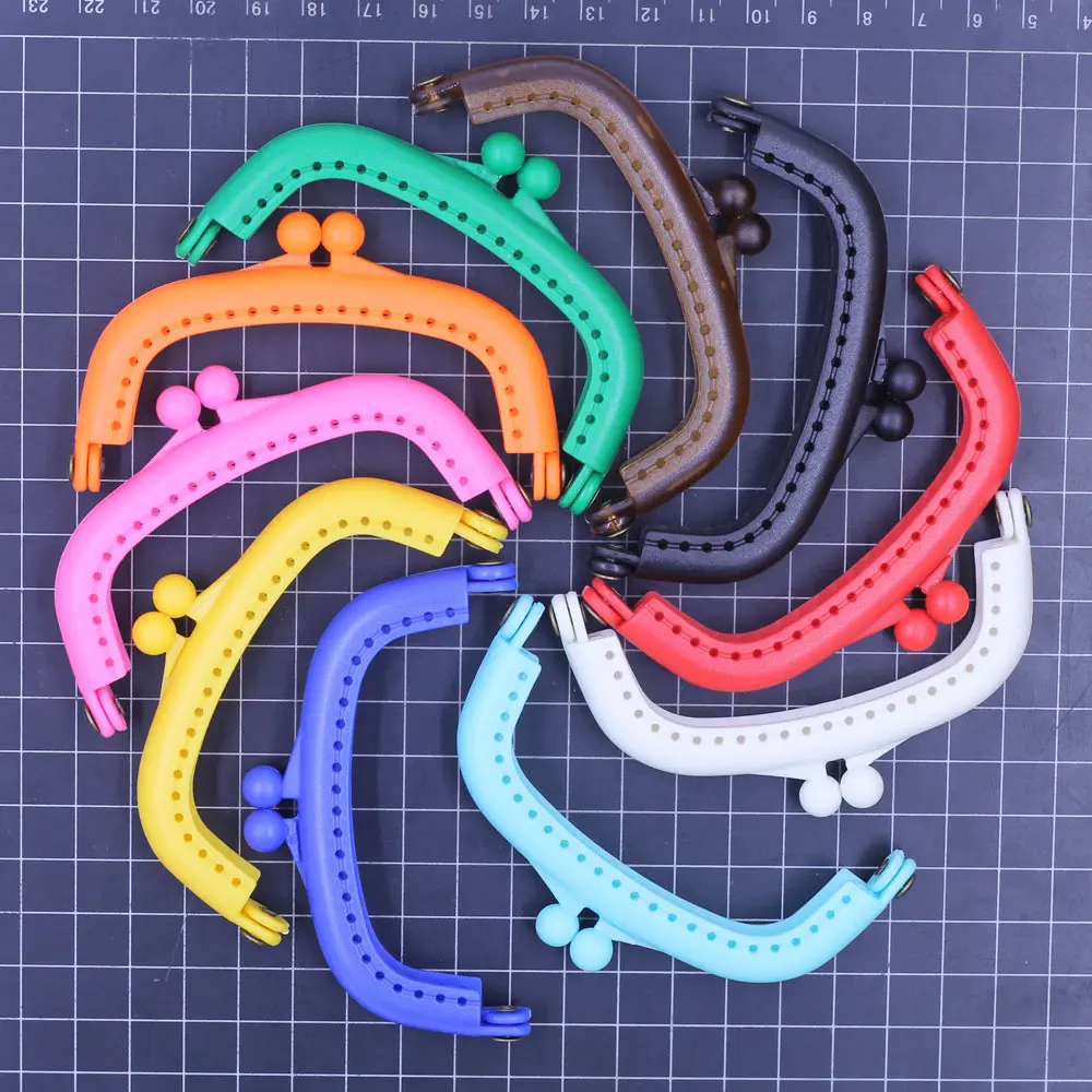 Kiss Clasps Locks Clutch Buckle Clips Semicircle Plastic Purse Bag Frames Handbag Handle DIY Luggage Hardware 8.5cm