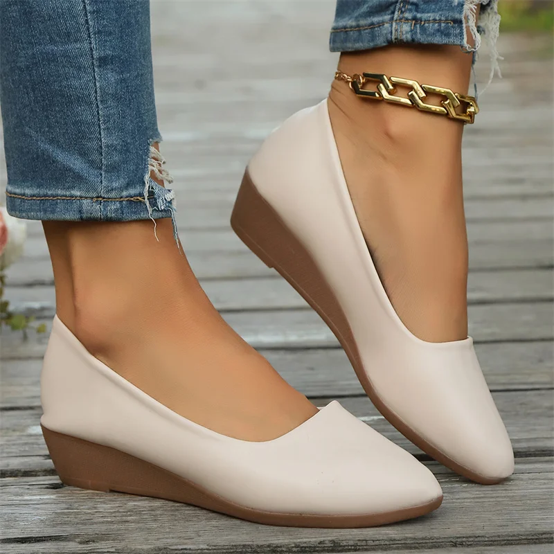 2024 Fashion Women Shoes Woman Flats High Quality Suede Slip-on Shoes Round Toe Rubber Women Flat Shoes Ballet Plus Size Cozy