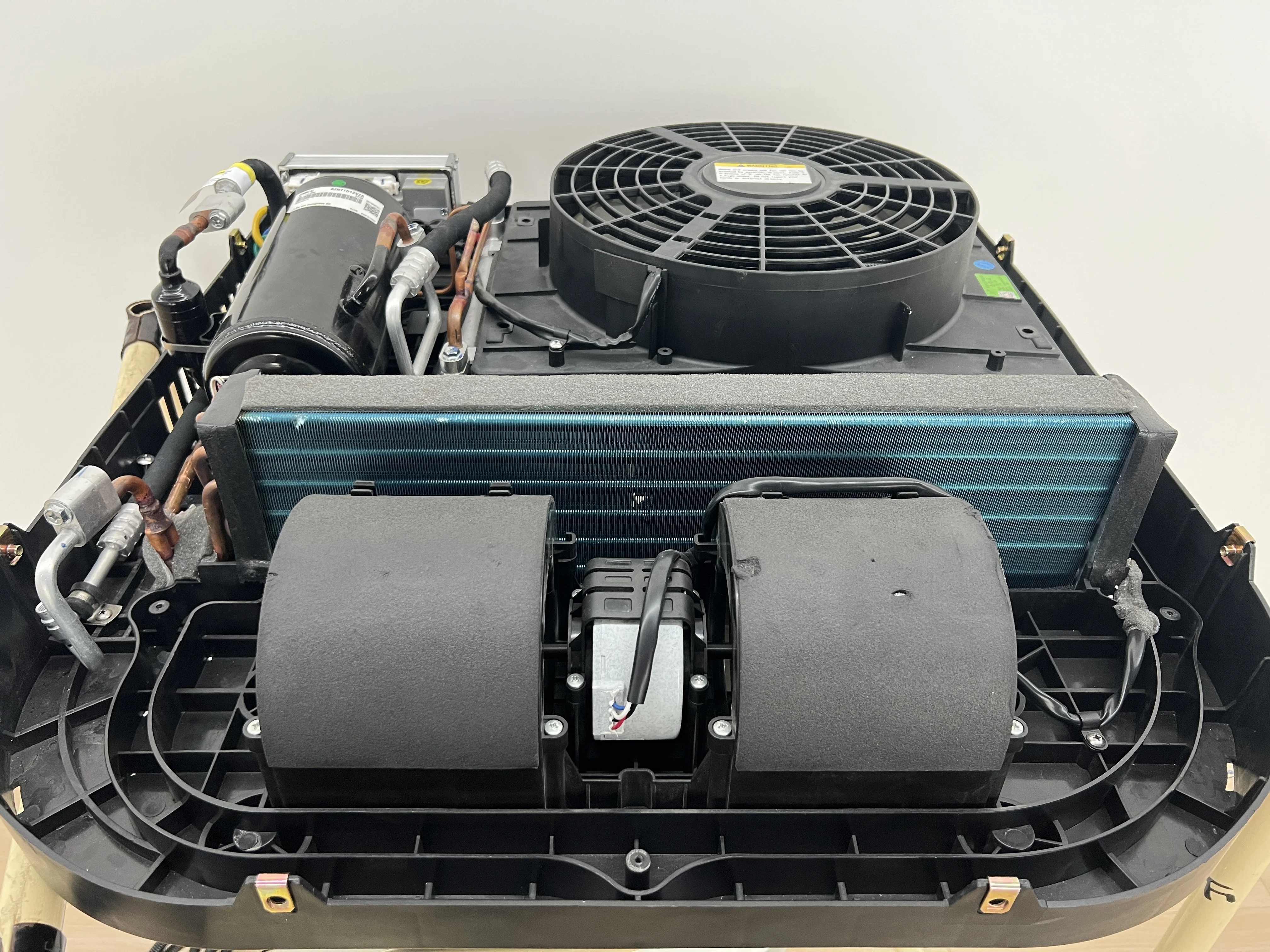 مكيف هواء صغير RV 12/24 فولت على السطح لشاحنة فان النوم تيار مستمر Rv فان على السطح مع حالة جديدة لحافلة الشاحنة #3