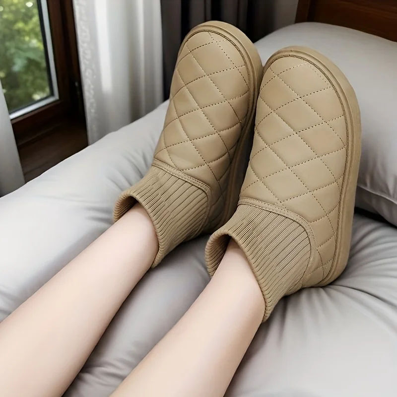 Stivali da neve da esterno per la casa delle nuove donne invernali stivali corti sportivi da corsa scarpe casual versatili