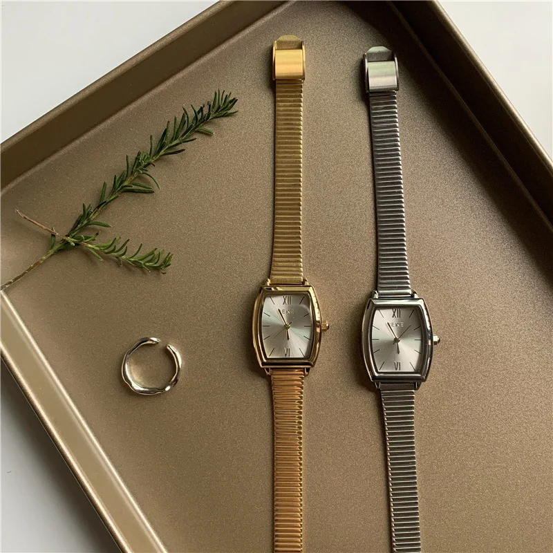 Minimalist Ladies Quartz Wristwatch for Women And Girls Simple Silver Gold Stainless Steel Strap Elegant Fashion Accessory