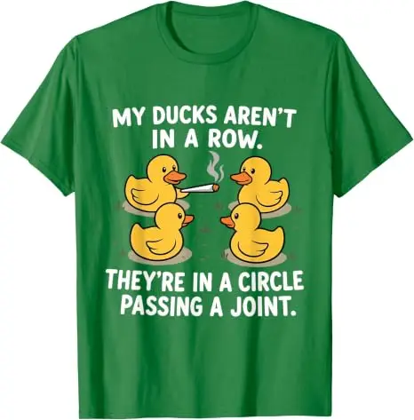 Meine Enten stehen nicht in einer Reihe, sie sind im Kreis und machen eine Pause. T-Shirt Y2k Cartoon Enten machen eine entspannte Pause. Grafisches Kleidungsstück Geschenk. – Detail 11