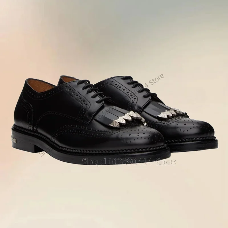 

Black Carving Design Tassels Strappy Men Shoes Fashion Lace Up Male Shoes Luxury Handmade Party Feast Banquet Men Casual Shoes