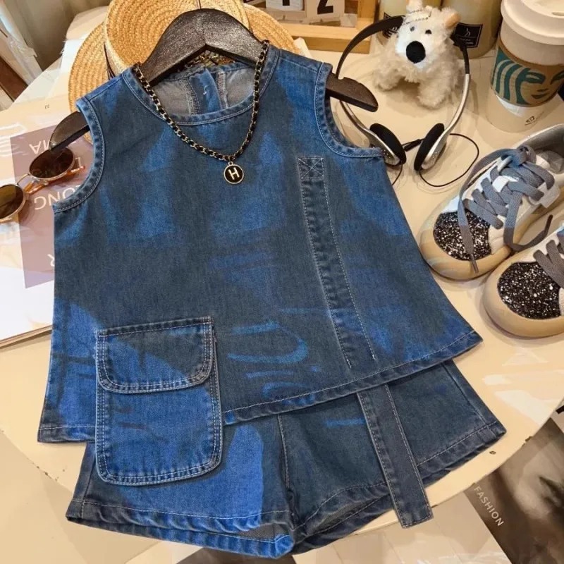 

TOY-Children's Clothing2025Summer New Stylish Girls' Denim Set Fashionable Sleeveless Vest and Shorts Two-Piece Set Trendy