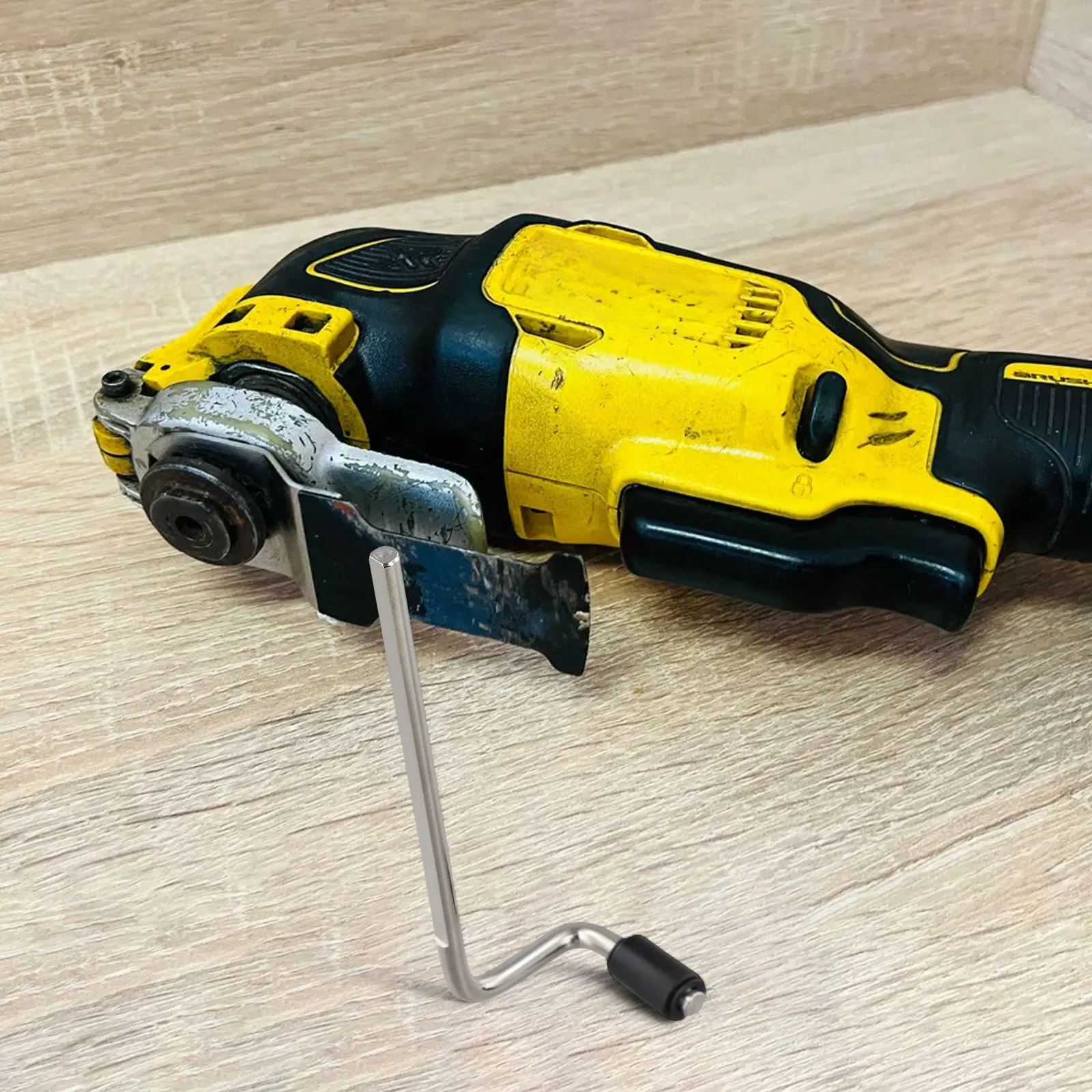 

For Renovation DCS355 Multi-Tool Cut-Out Tool As Picture Applicable Model DCS355 Applicable Model DWE315 Material As Picture