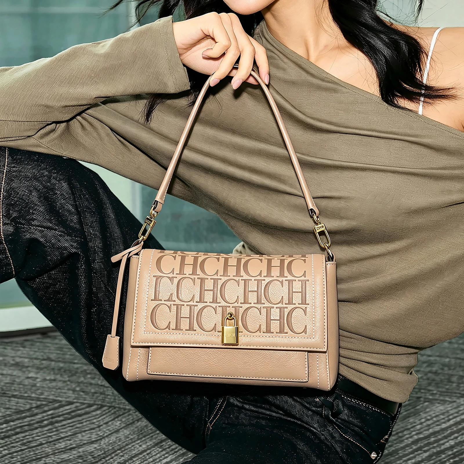 Fashionable Classic Retro Women's New Square Single Shoulder Bag Synthetic Leather Commute Office Handbag
