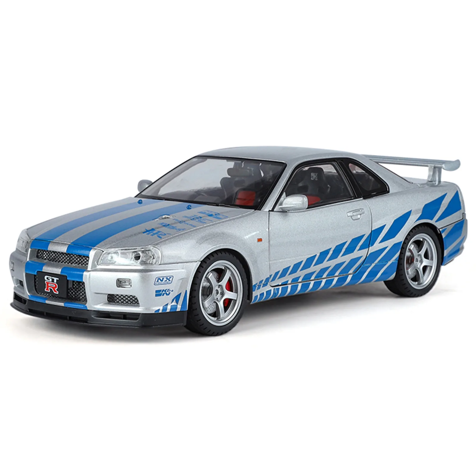 1: 18 Nissan GTR Street Edition Alloy Car Model Simulation Sound and Light Tire Detachable Large Toy Car Ornament