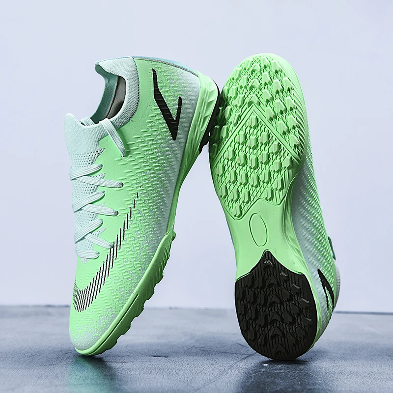 Football Boots Men Futsal Professional Unisex Anti-Slip Kids Soccer Shoes Grass Training Outdoor Football Shoes Sneakers