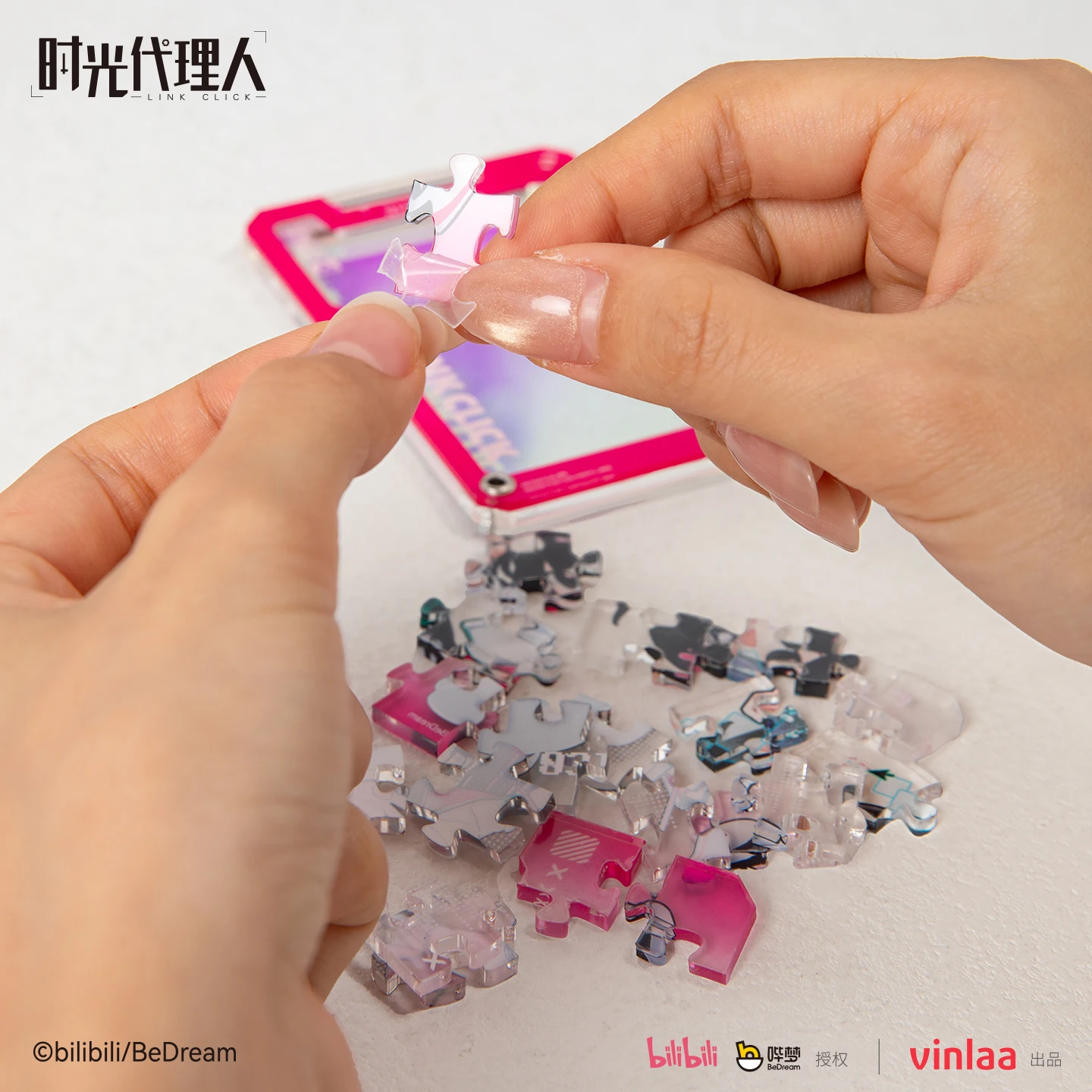 MINISO Acryl-Puzzle, Spielzeug für Kinder, Geburtstagsgeschenk, trendiges Spielzeug, Zeitagent, Puzzle, Kinderspiel, Denkaufgabe
