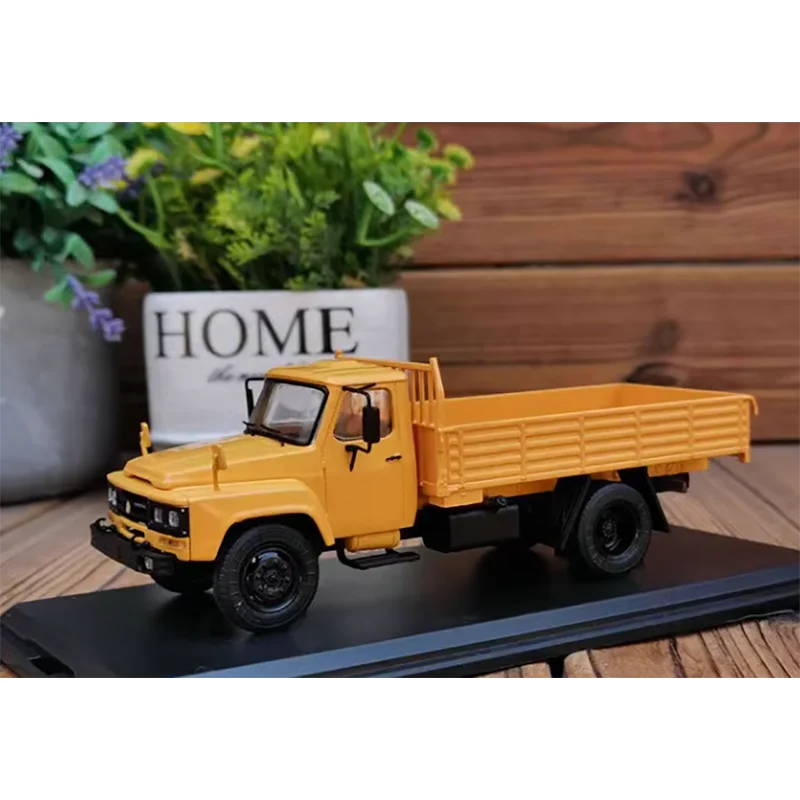 

Diecast 1:43 Scale 2W Dongfeng EQ140 Dongfeng Truck Alloy Truck Model Finished Simulation Collection Gift Toys