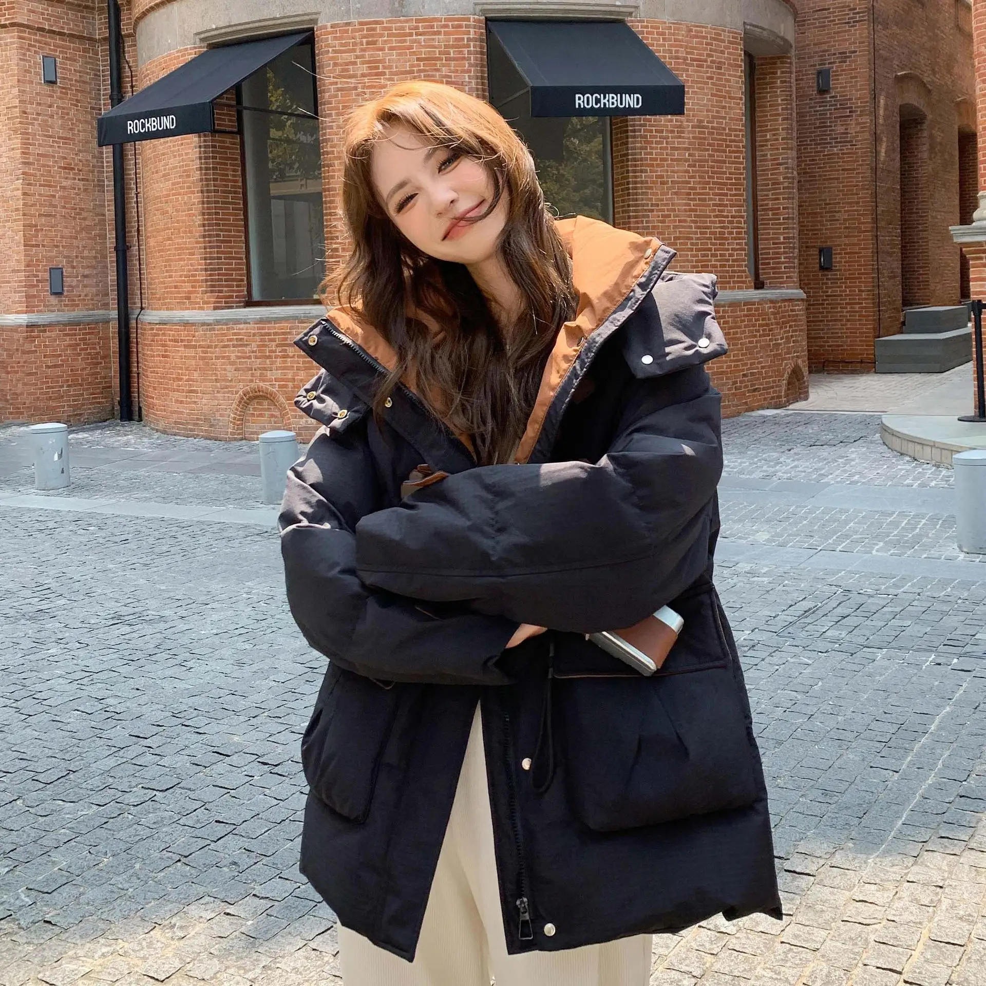 Abrigo largo de maternidad de talla grande para mujer, Parka con botones de cuerno Retro, cálida para invierno, 2025 ​ ​