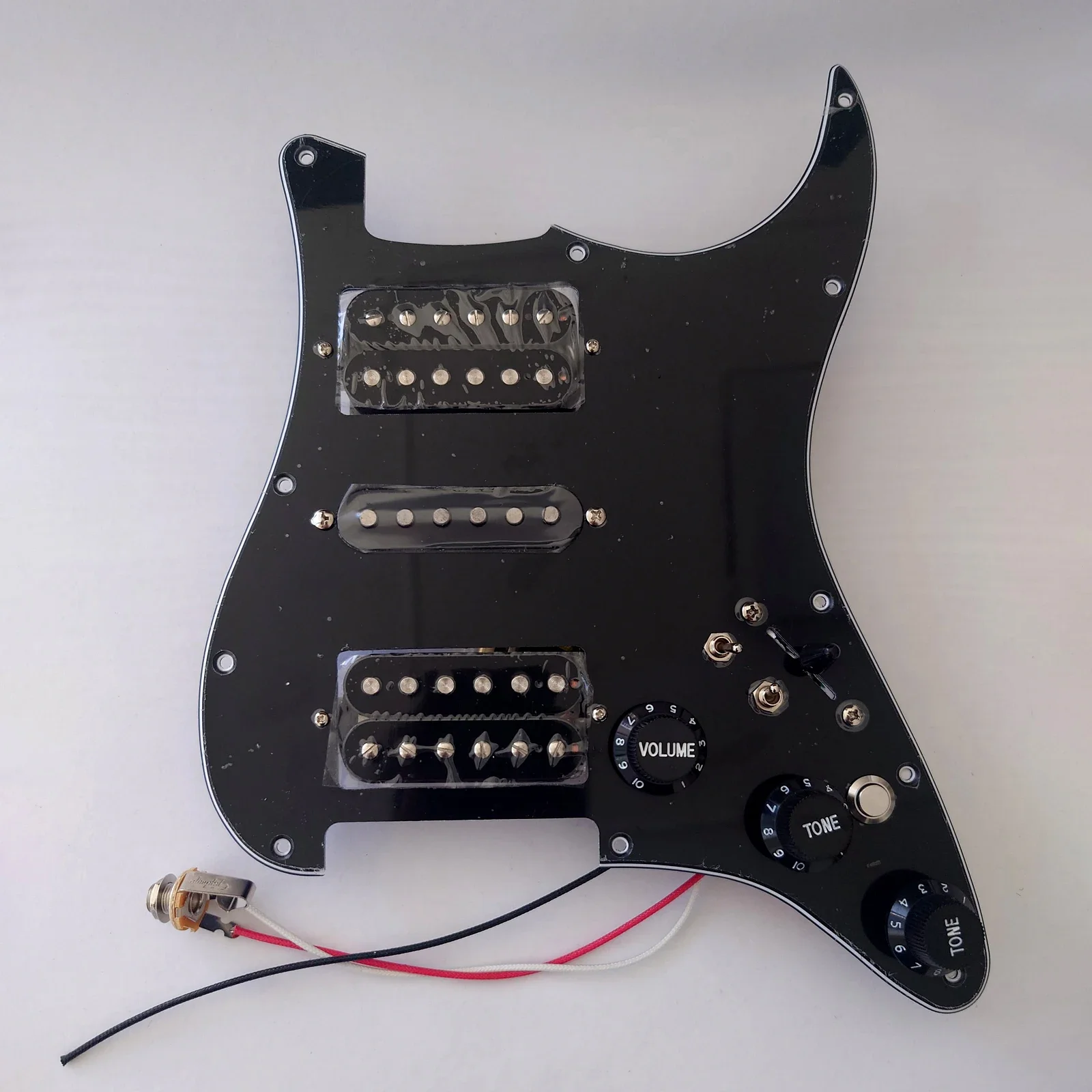 HSH Prewired Guitar St Pickguard Set With Silent Switch kill swith Ainico 5 Humbucker Pickups For FD ST Guitar