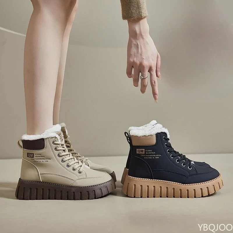 春秋の新作おしゃれで万能なショートブーツ、カジュアルで快適な厚底ハイカットシューズ、シンプルなレースアップレディースシューズ