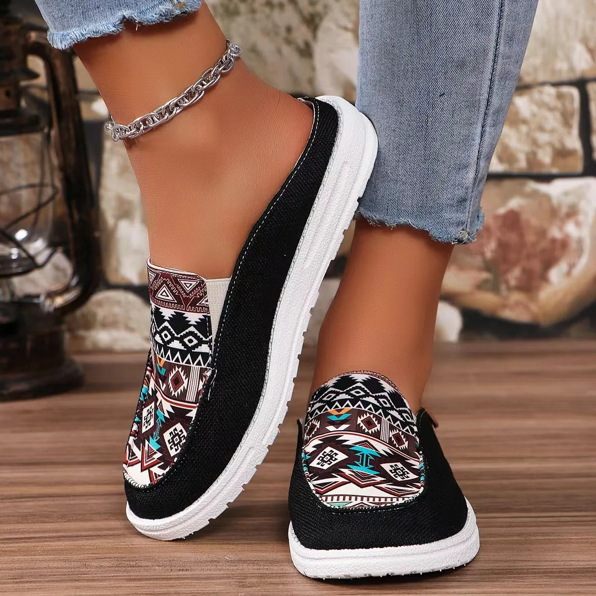 Spring Summer Women Round Toe Half Slippers Fashion Walking Shoes Color Matching Casual Comfortable Shallow Mouth Women Sneakers