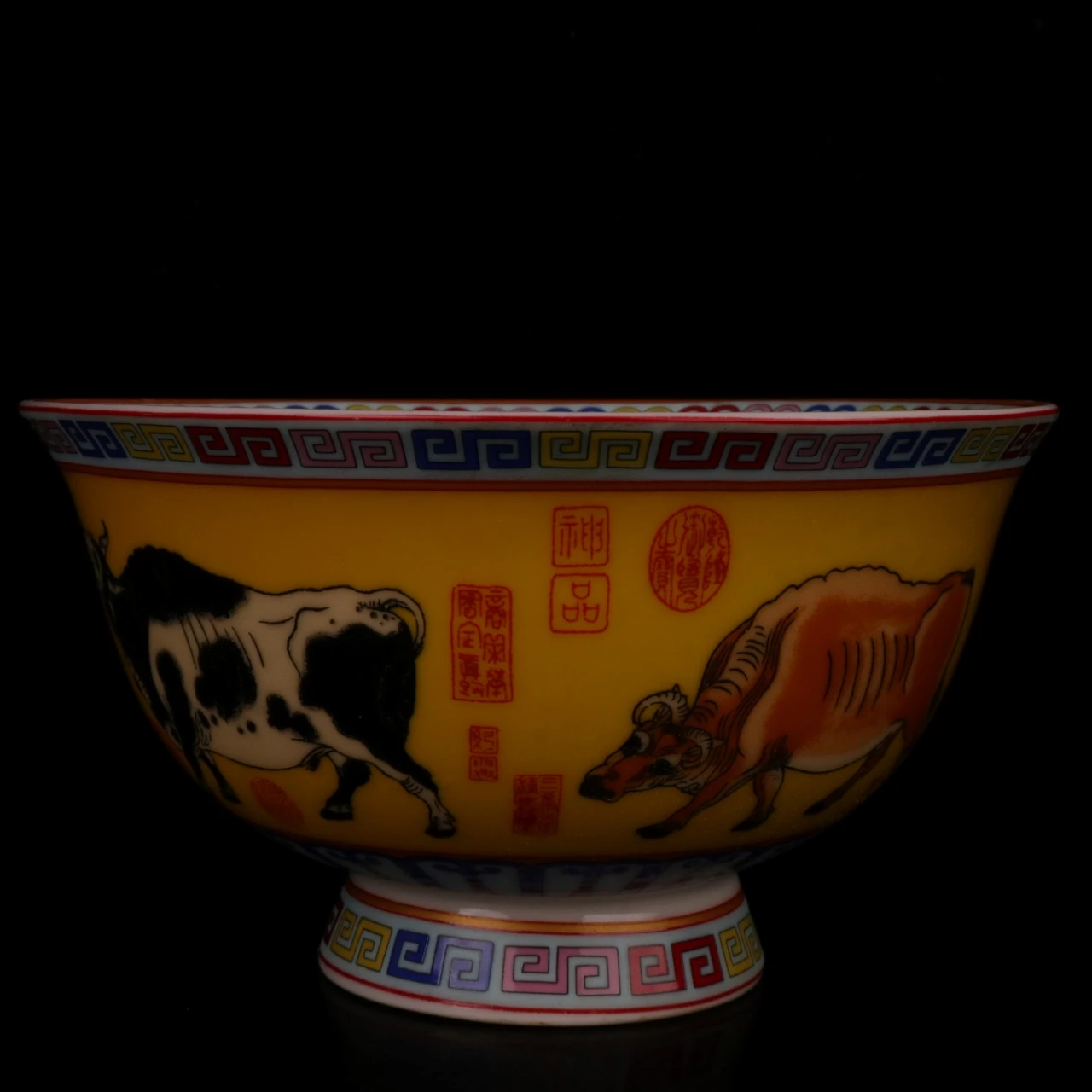 Antique Porcelain Yellow Glaze Five Ox Pattern Pattern High Foot Bowl Decorative Ornament