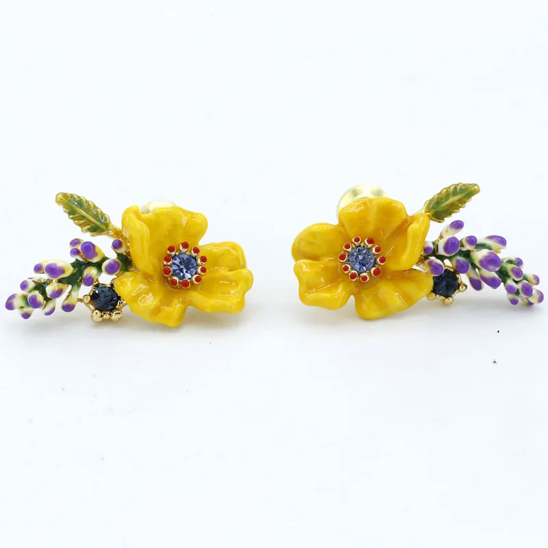 French Vintage Sweet Exquisite Fashion Yellow Flower Purple Lavender Enamel Glaze Earrings Wedding Party Accessories for Women