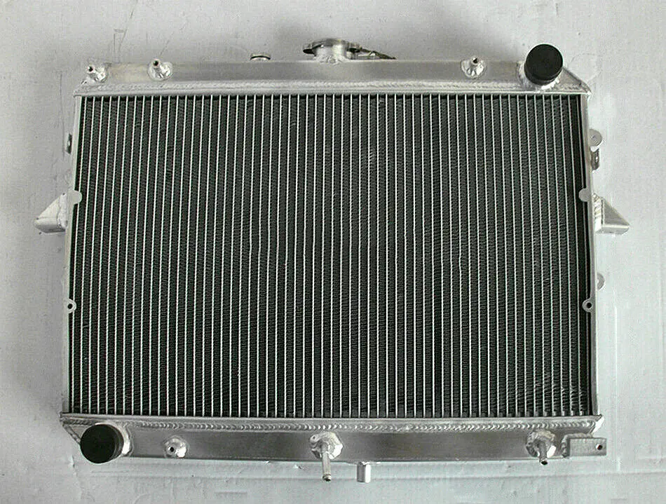 Aluminium Radiator for 1984-2006 Mazda E2000/E1800 Maxi Van Ford Econovan JH/JG Petrol AT