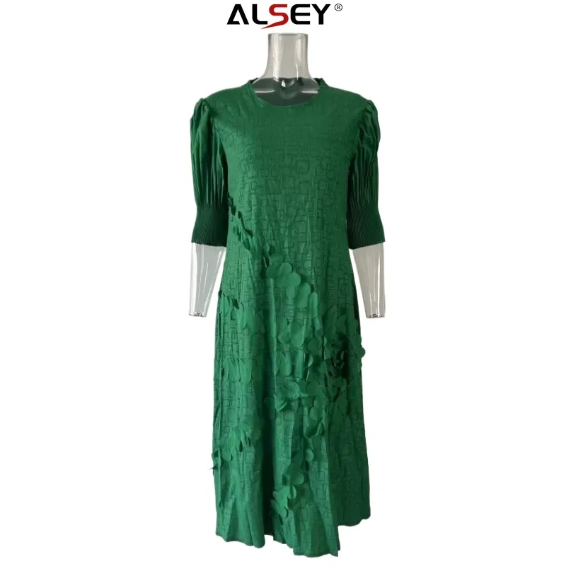 

Pleated Round Neck Five-quarter Sleeve Fashion Temperament 2024 Summer New Women's Long Dress Embroidery Slim Commuter Dresses