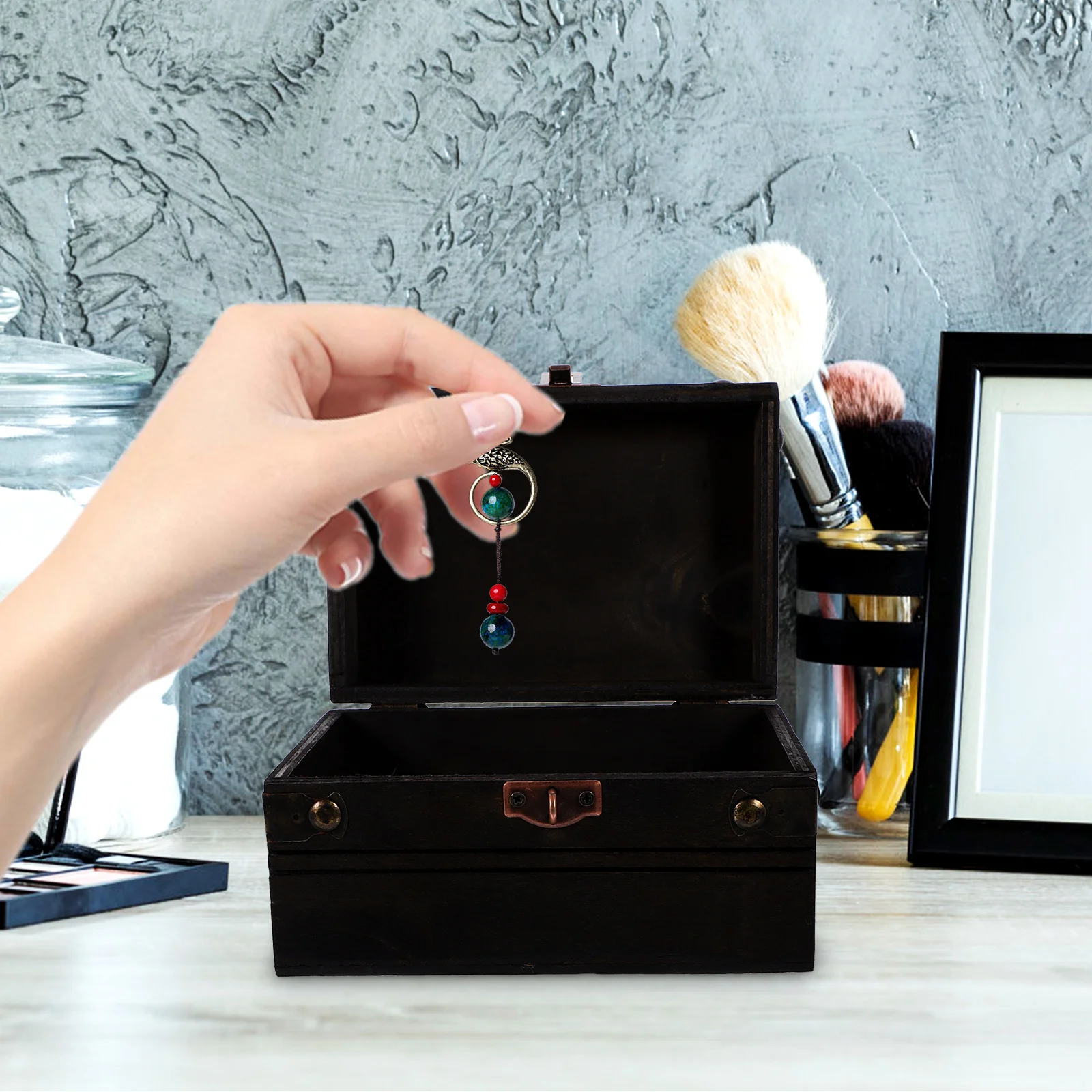 

Wooden Storage Box Vintage Style Jewelry Chest for Earrings Rings Pendants Collection Retro Trinket Box Home Bedroom Decor