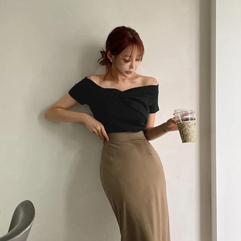 2025 Off Shoulder Sexy Shirt Women T-Shirt Short Sleeve Korean Style Slim Basic Elasticity Top Womens Cropped T Shirt Femme image 4