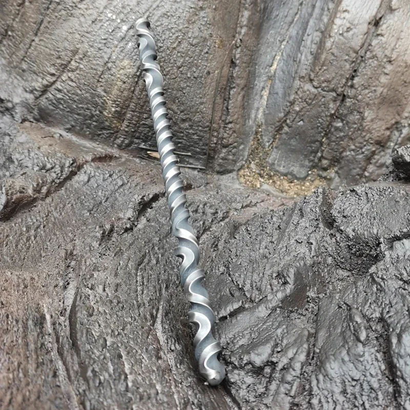 1PCS 27cm Solid Spiral Outdoor EDC Creative Ornament Model Collection Gold Hoop Bar Small Steel Stick