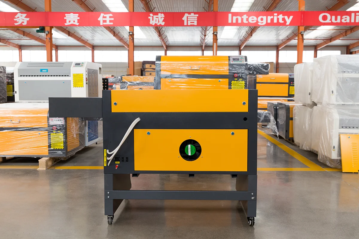 6040 CO2 Lasergraveer- en snijmachine Laservermogen 40W 50W 60W 80W 100W Professionele CNC-lasersnijder voor niet-metalen Pro