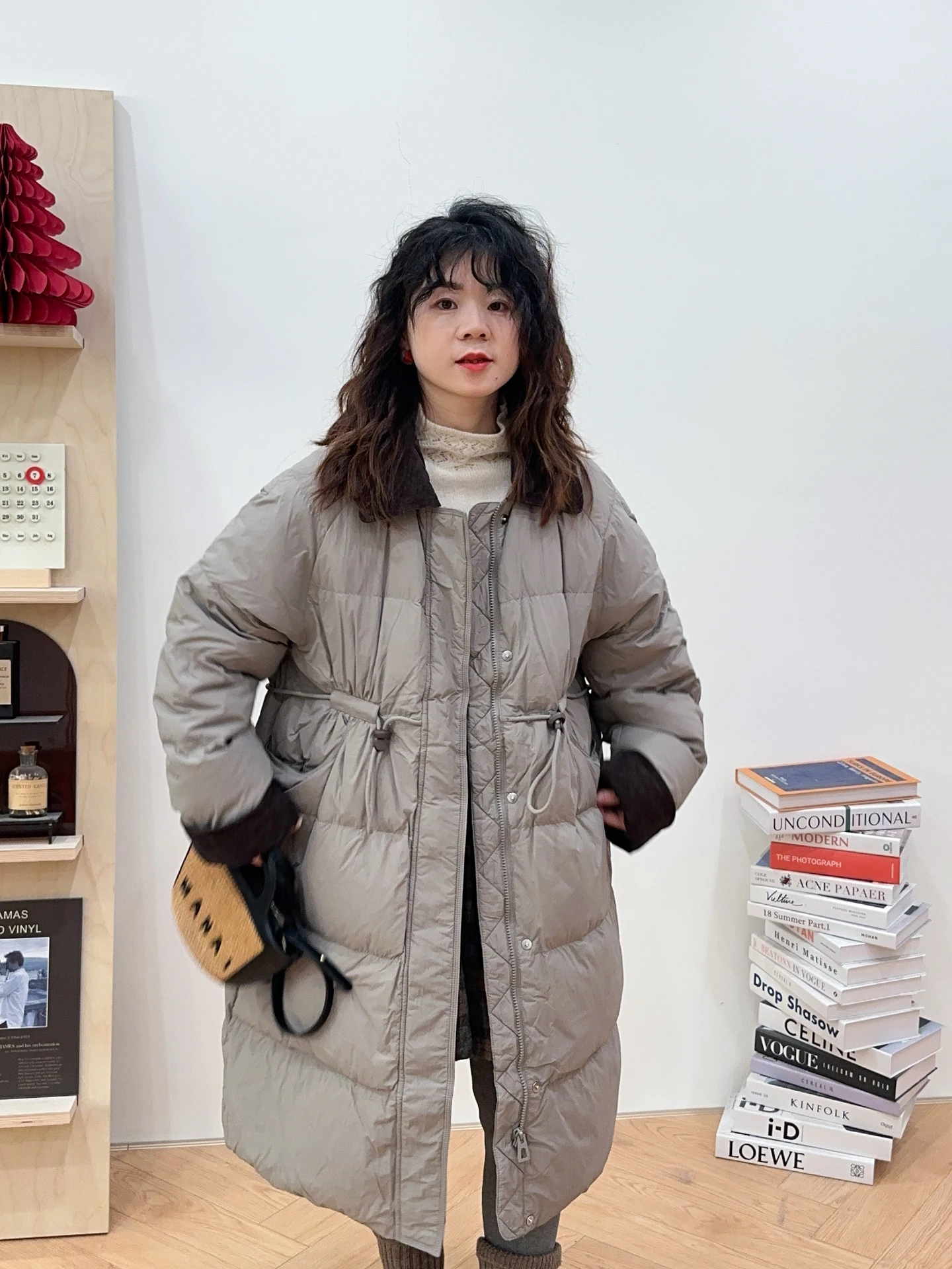 

Зимняя куртка-пуховик Color Blo в корейском стиле, свободного кроя, утепленная, на молнии, средней длины, для женщин