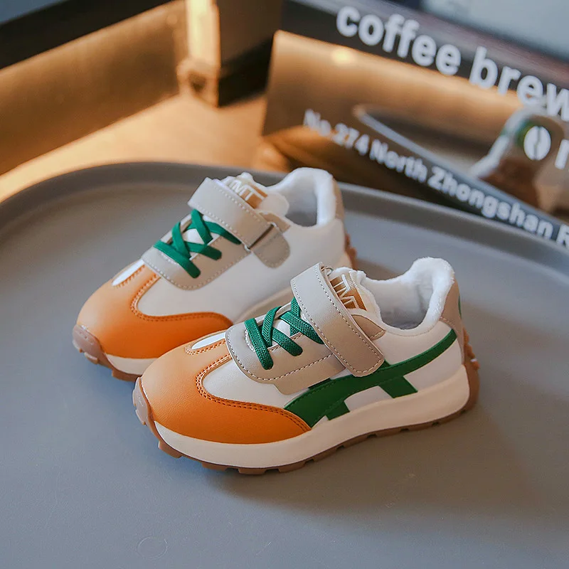 

Зимние детские кроссовки 2026 года в ретро-стиле, повседневные спортивные туфли для мальчиков и девочек, нескользящие, удобные, хлопковые