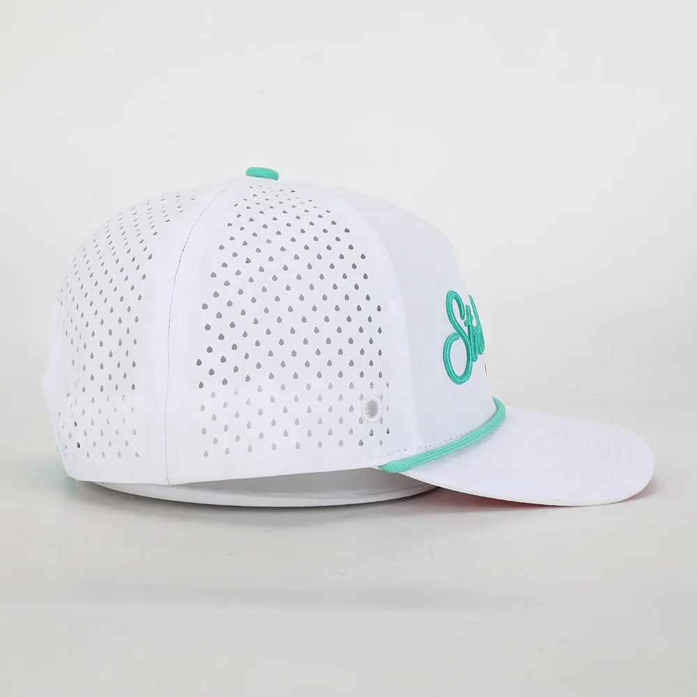 50個卸売カスタム高品質刺繍ロゴ5パネルスポーツゴルフハット、ホワイトポリエステルゴラス、レーザーカット穴野球帽