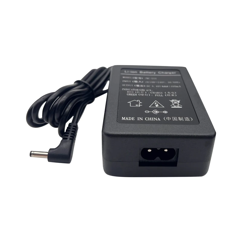Caricabatterie NC-III per stazione totale sud Batteria LI-30 Batteria NTS-332R4/342R10M Uscita CA 100-240 V 1400 mA
