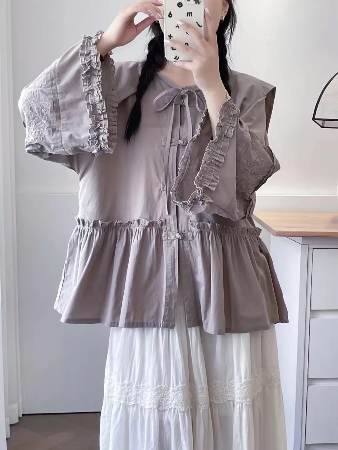 Nuova camicia a maniche lunghe in cotone autunno 20225, ricamo colletto alla marinara da donna, camicetta allentata casual con volant retrò Mori Girl T58455CC