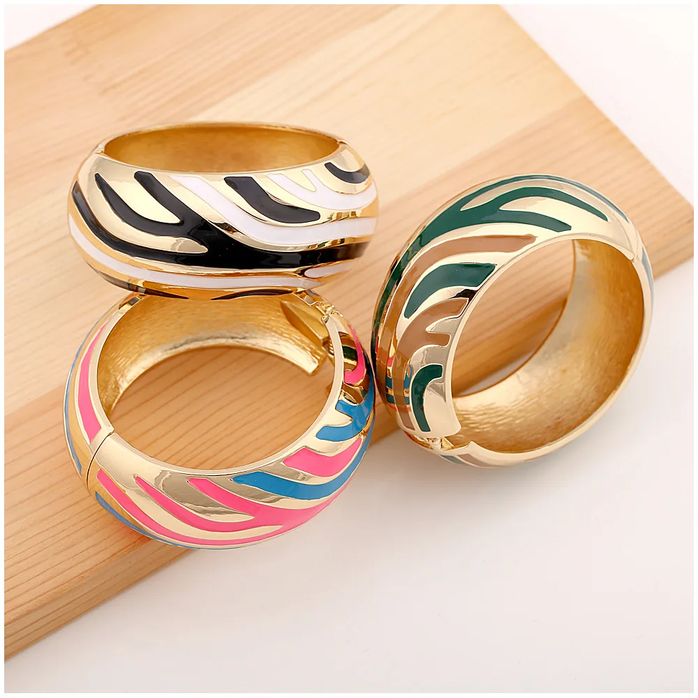European and American style light luxury striped enamel bracelet fashion retro oil drip color matching bracelet high-end persona