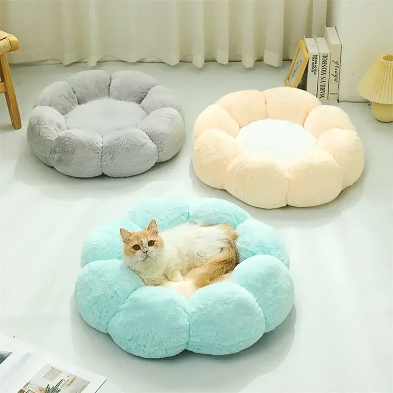 Pet Round Flower Nest Cat Winter Warm Plush Cat Nest Four Seasons Universal Dog Mat for Small Dog Pet Supplies Accessories