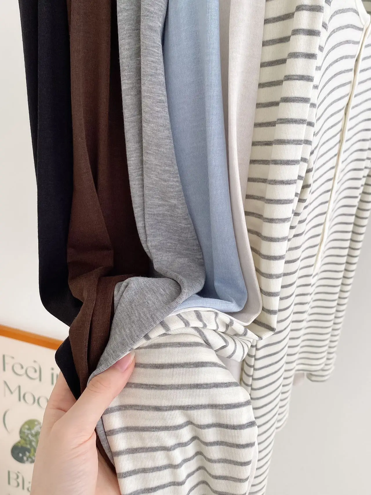2026 Damen Herbst Dünne Basic Langarm T-Shirts O-Ausschnitt Gestrickte Lyocell-Wollmischung Pullover Lässige Oberteile für Damenmode – Detail 19