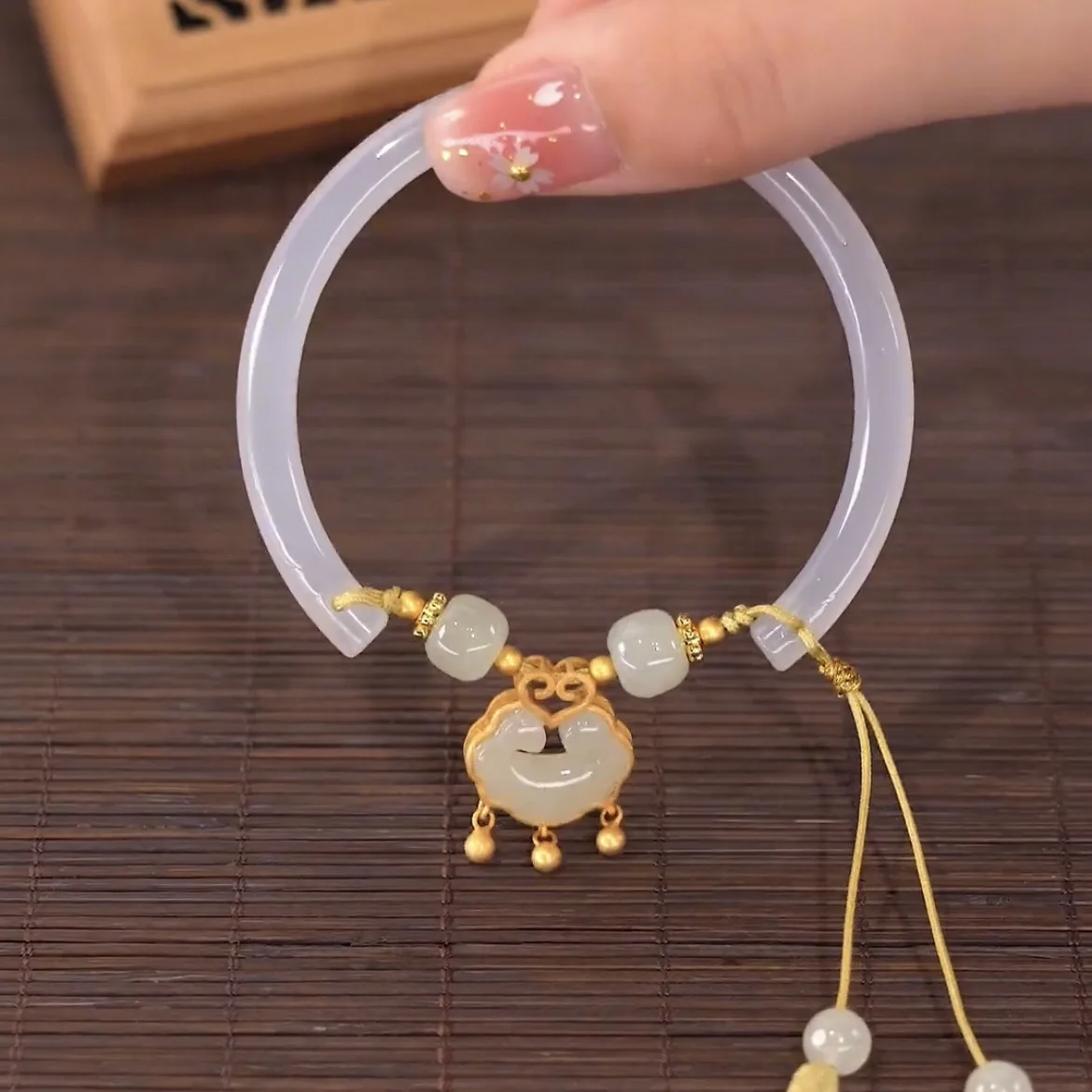 Peace Knot Bracelet Adjustable Half-Circle Design with Hetian Jade & Agate Stones Gift for Women Fashionable Jewelry Accessory