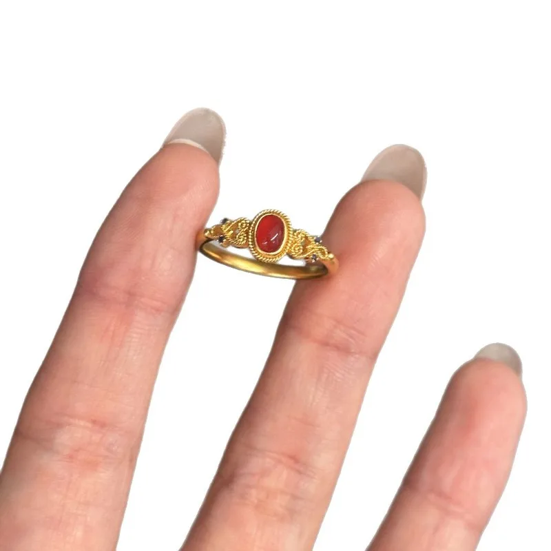 جديد الصينية تخريمية الأحمر الزركون خاتم المرأة الذهب الرجعية مجعد العشب نمط الحب حلقة الأزياء الخفيفة الفاخرة عالية الشعور #5