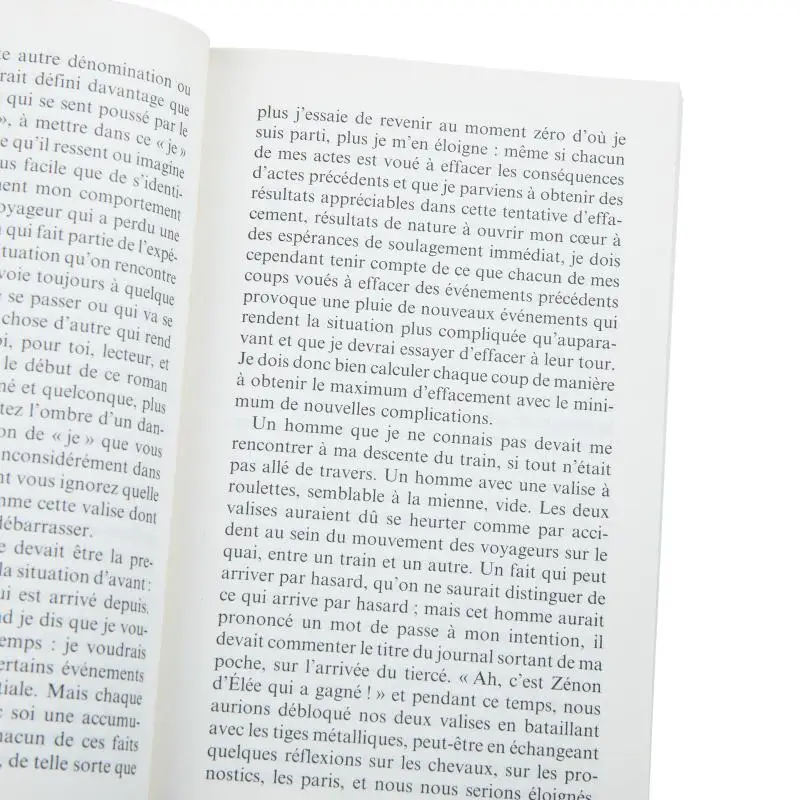 كتاب Si Une Nuit Dhiver Un Voyageur Italo CalvinoMartin Rueff Gallimard 9782070451067