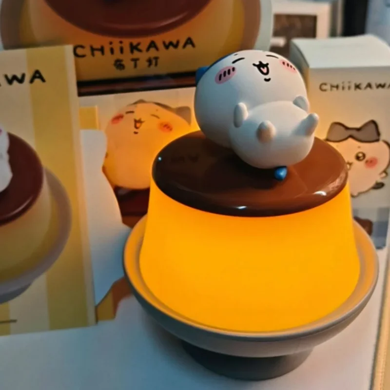 Nieuwe Chiikawa Pudding Lamp Desktop Ornamenten Speelgoed Verjaardagscadeautjes Kawaii Hachiware Usagi Slaapkamer Bedhead Sfeer Bureaulamp