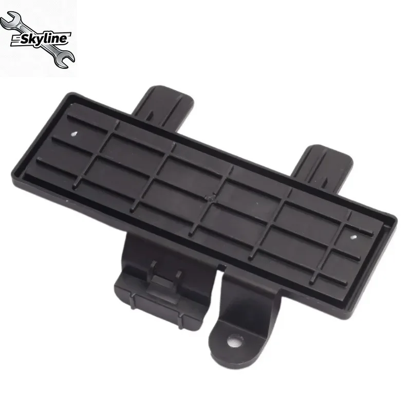 YL00183180 Cabin Air Filter Cover, applicable to Peugeot Citroen C5 Aircross Car Spare Parts