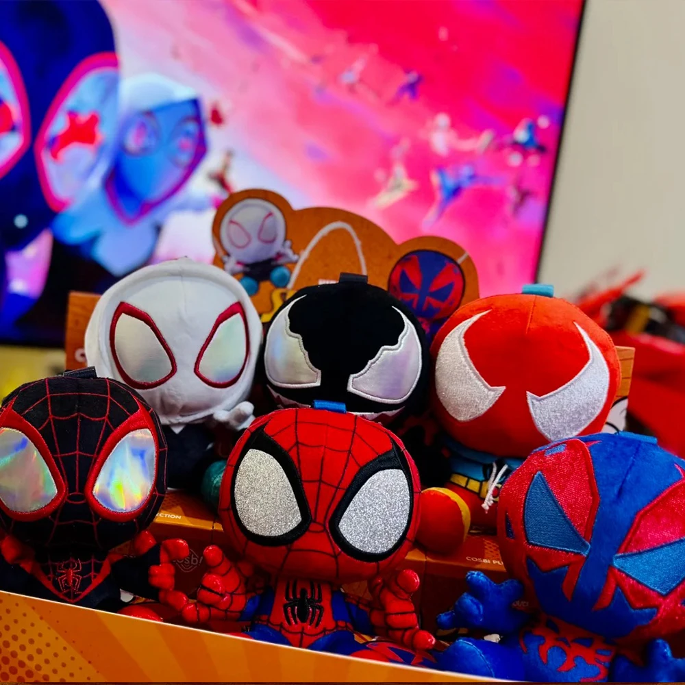 Spider Man Series Blind Box Cosbi Pluche Anime Randbeeldjes Rugzakken Hangers Ornamenten Verrassingscadeau voor jongens